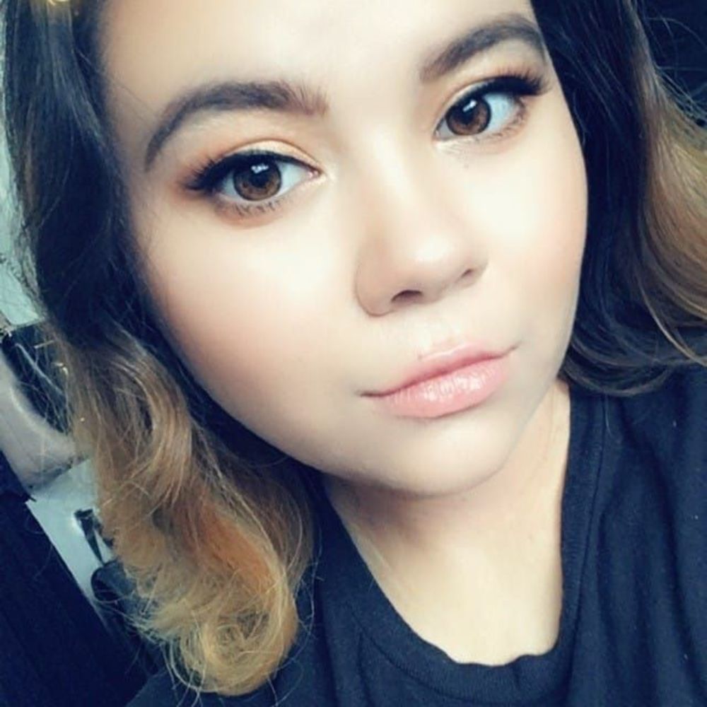 Meet your Posher, Athena